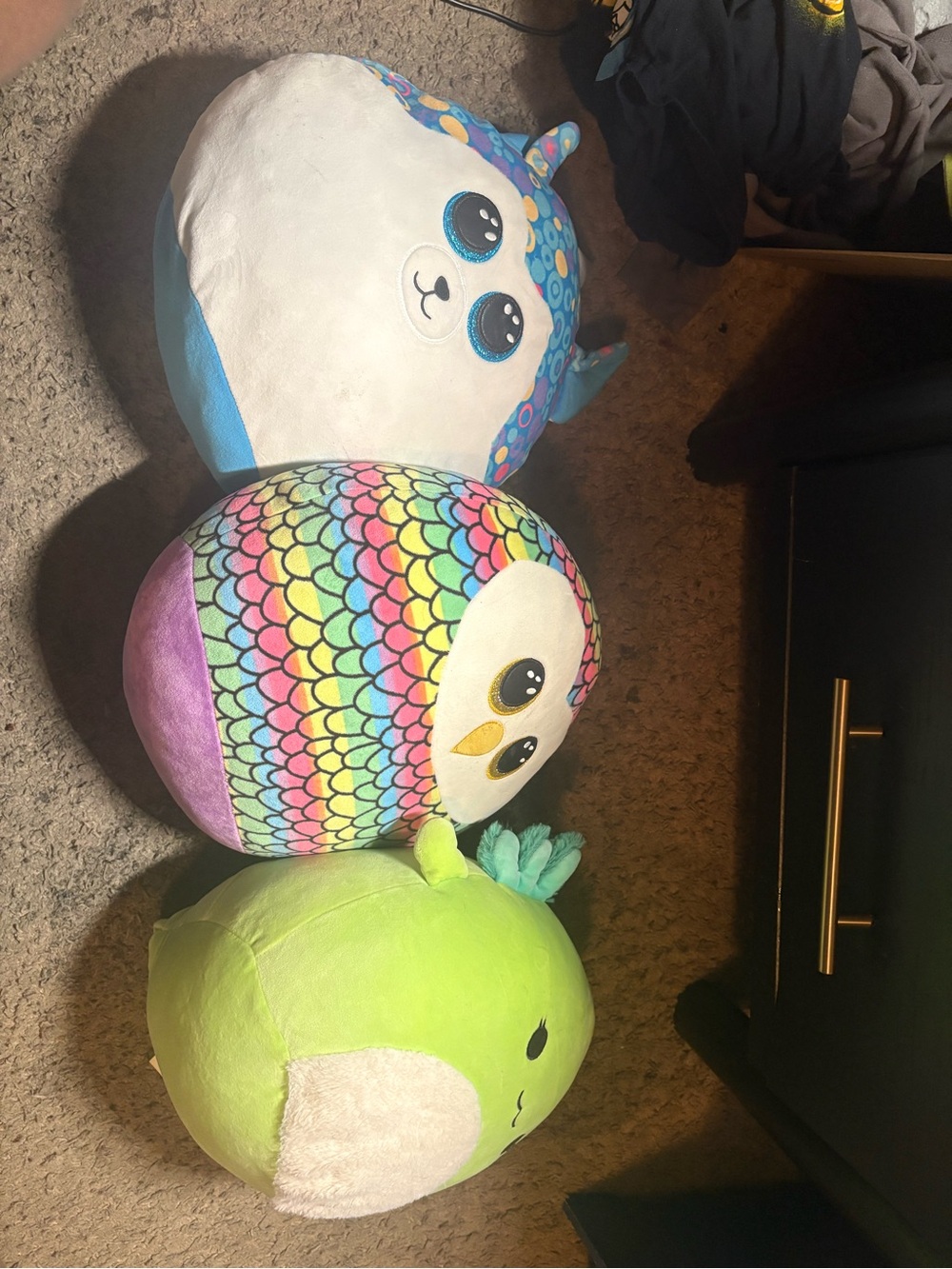 3 squish mellows Bundle inside - Picture 4 of 4